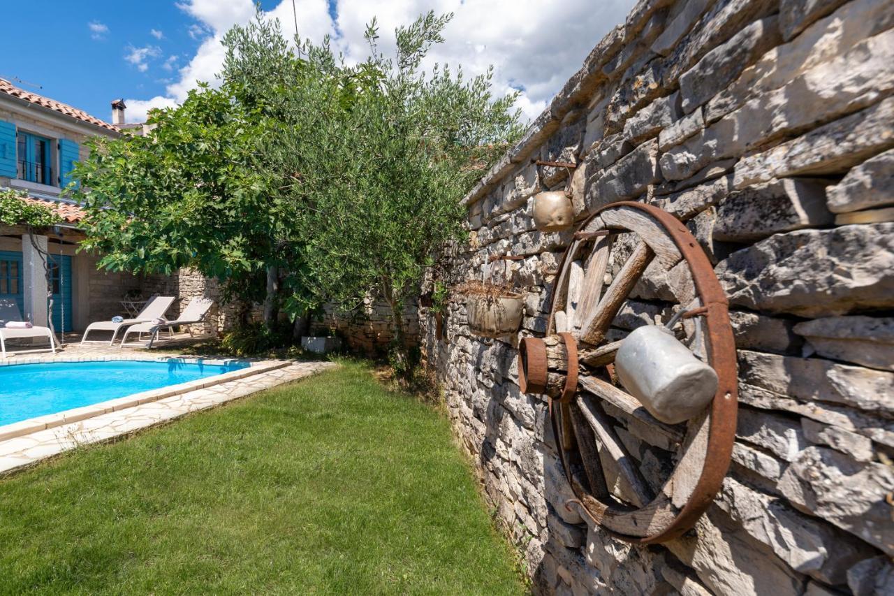 Villa Janko Sveti Lovreč Pazenatički Eksteriør bilde