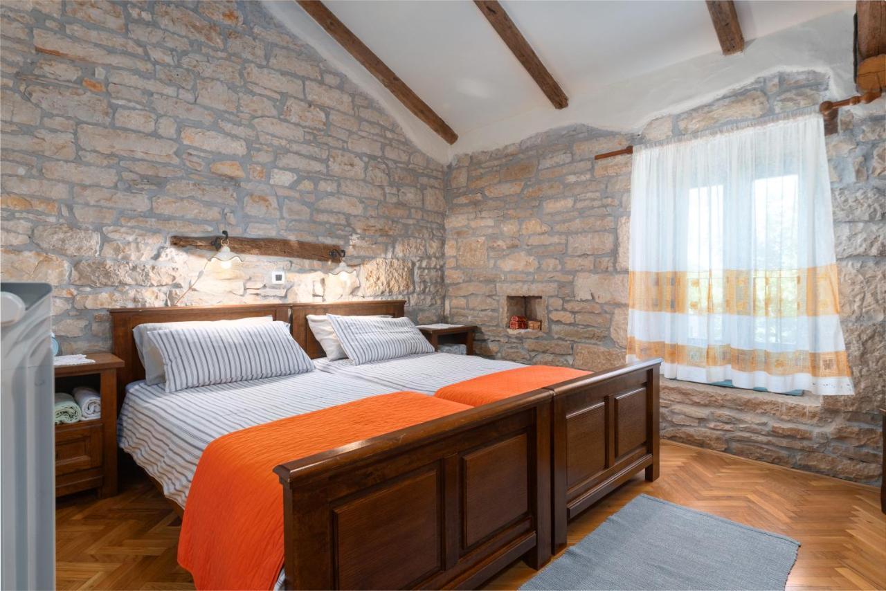 Villa Janko Sveti Lovreč Pazenatički Eksteriør bilde