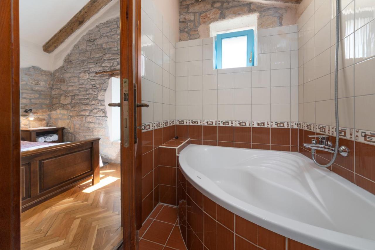 Villa Janko Sveti Lovreč Pazenatički Eksteriør bilde