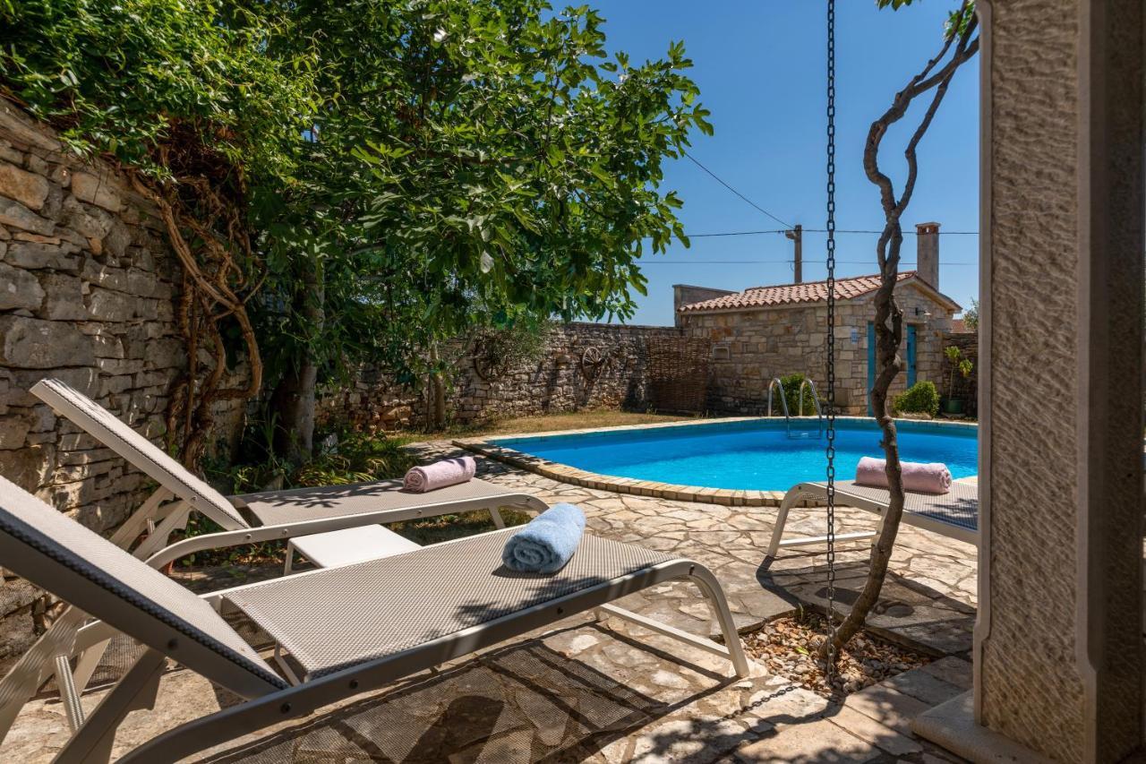 Villa Janko Sveti Lovreč Pazenatički Eksteriør bilde